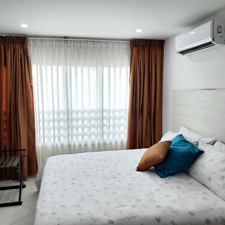 Hotel Radoa El Banco  エクステリア 写真
