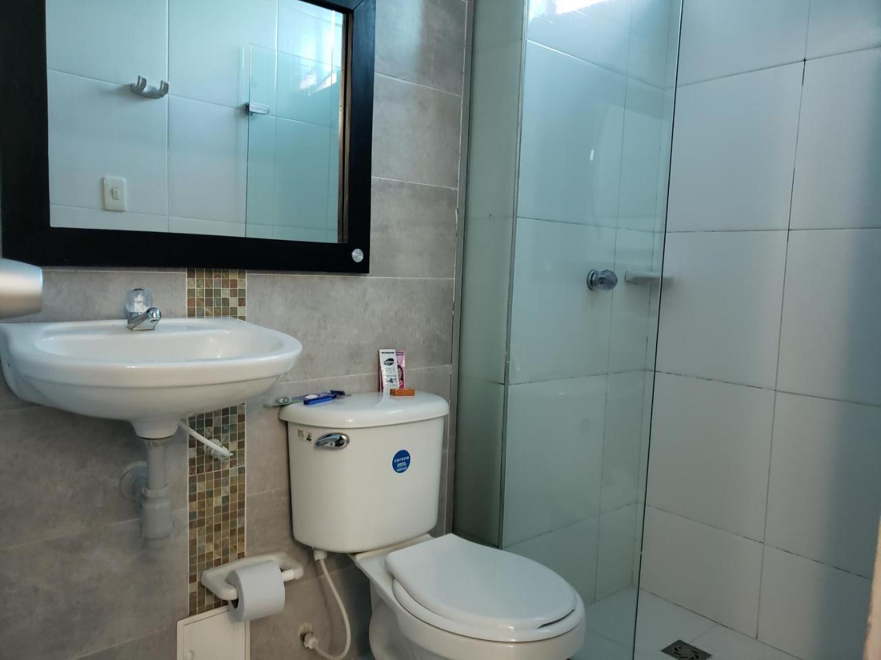 Hotel Radoa El Banco  エクステリア 写真