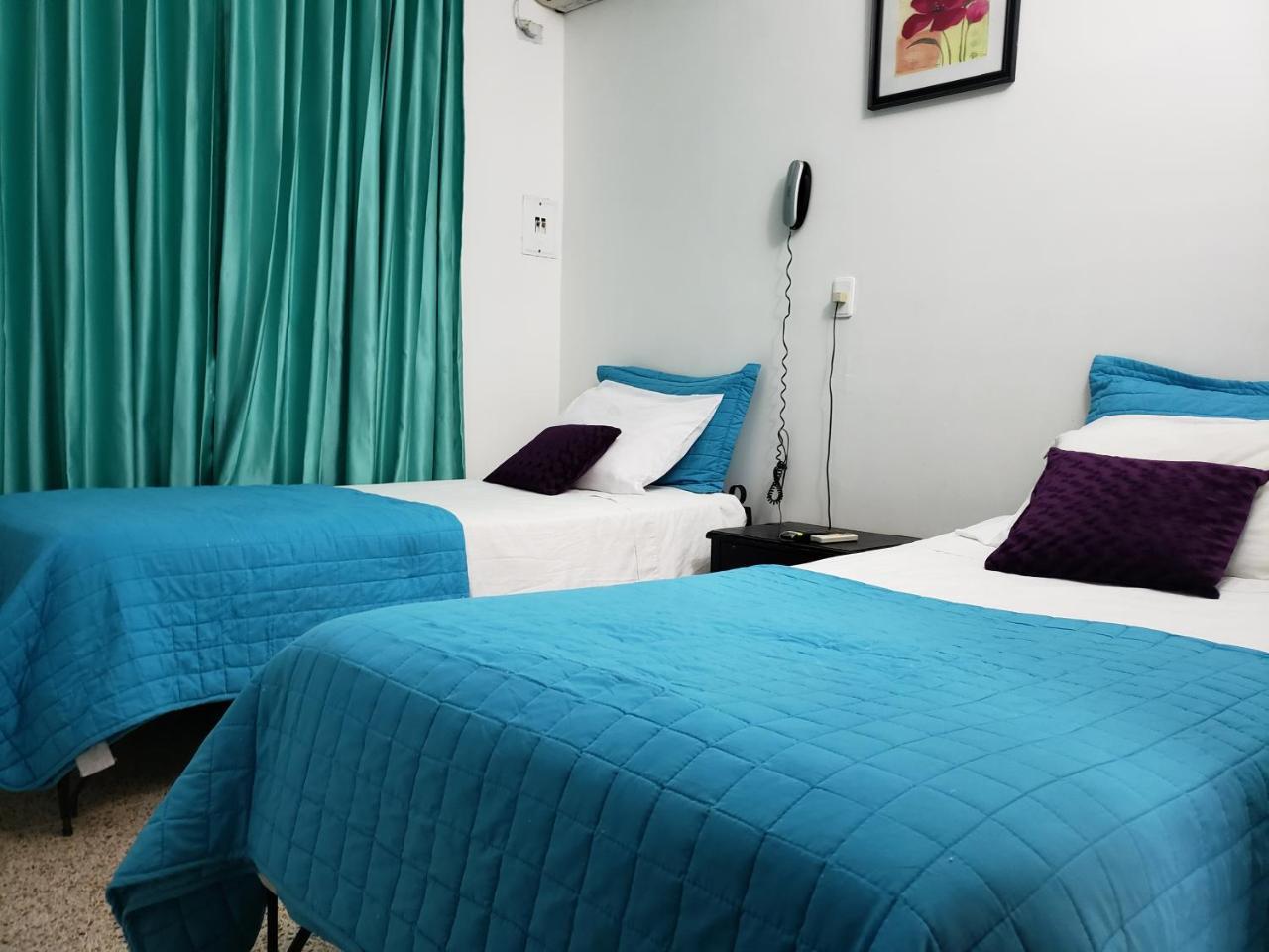 Hotel Radoa El Banco  エクステリア 写真